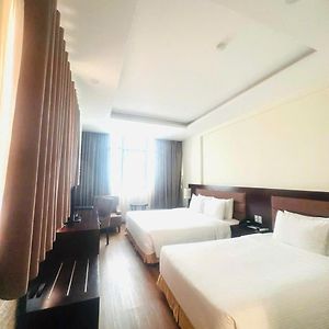 Deluxe Family Triple Room